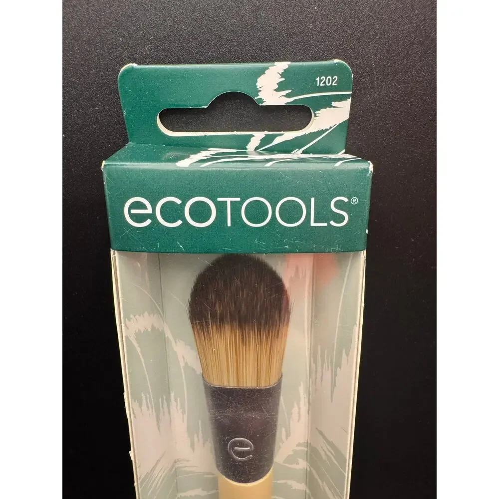EcoTools Classic Foundation Face Brush Sustainable For Sensitive Skin NWB